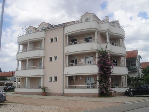 Apartments Angie Biograd Na Moru Buitenkant foto